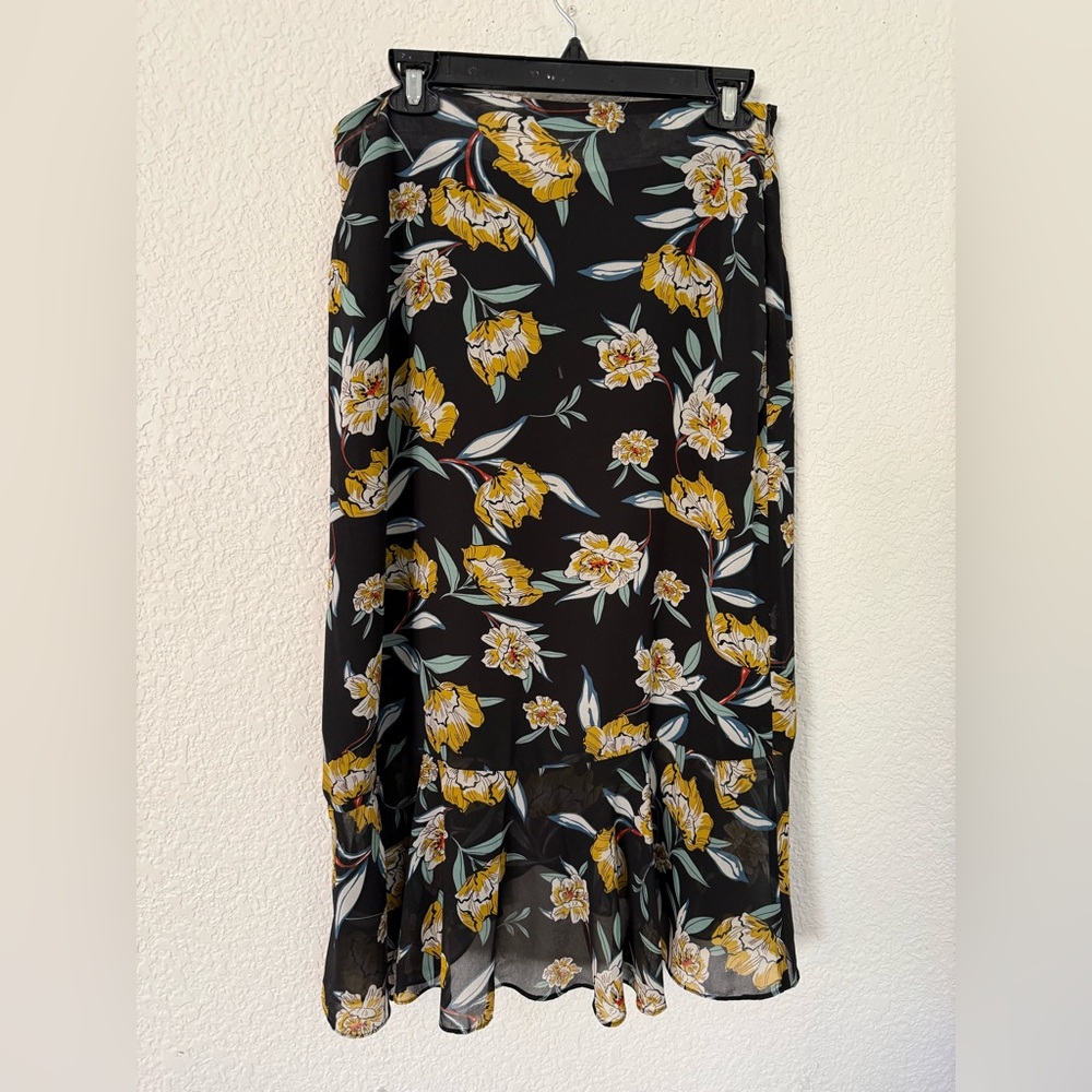 Tronjori Floral Wrap Midi Skirt in Black‎ and Yellow - Picture 5 of 10